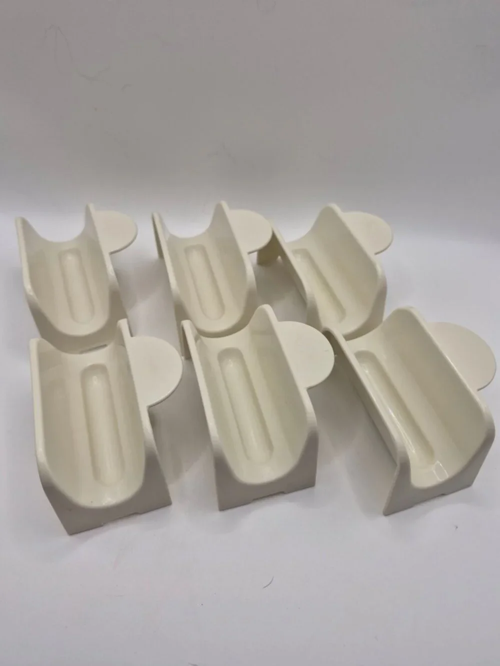 Tupperware White Taco Holders Set Of 6 Made In USA Stackable Durable  Trays